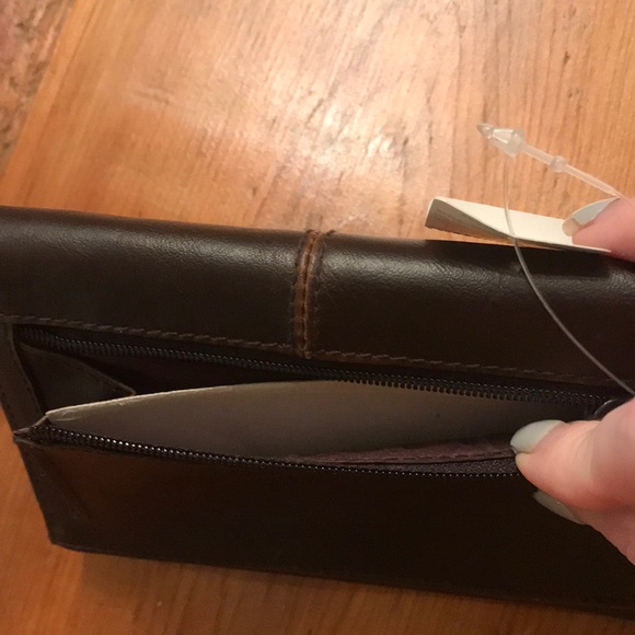 Vintage Liz Claiborne wallet - Picture 8 of 8